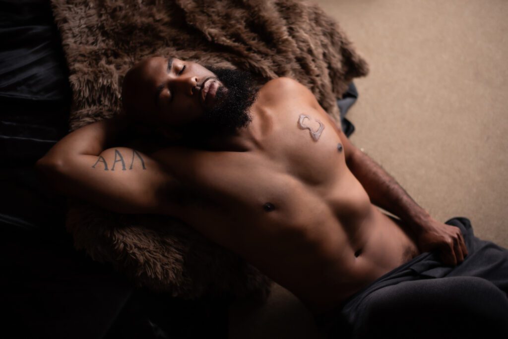 Atlanta boudoir photo showing a black man.